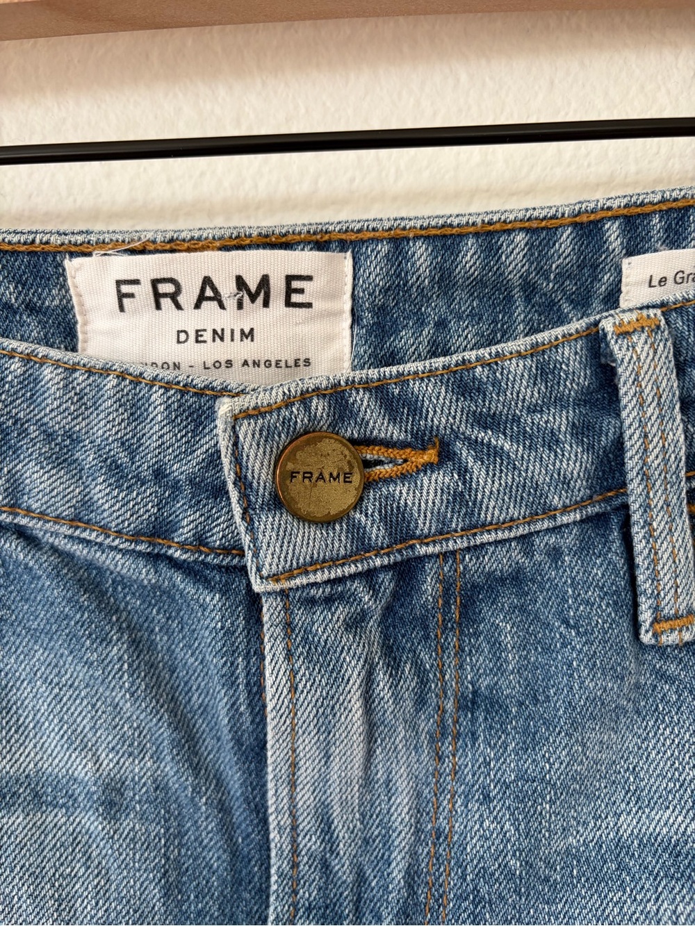 Frame Distressed Bermuda Shorts Le Grand Garcon Denim Long Light Wash Size 27 - Picture 3 of 9